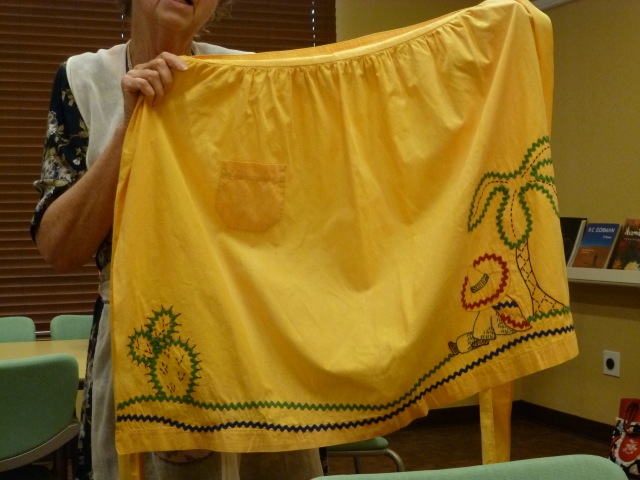 mexican apron