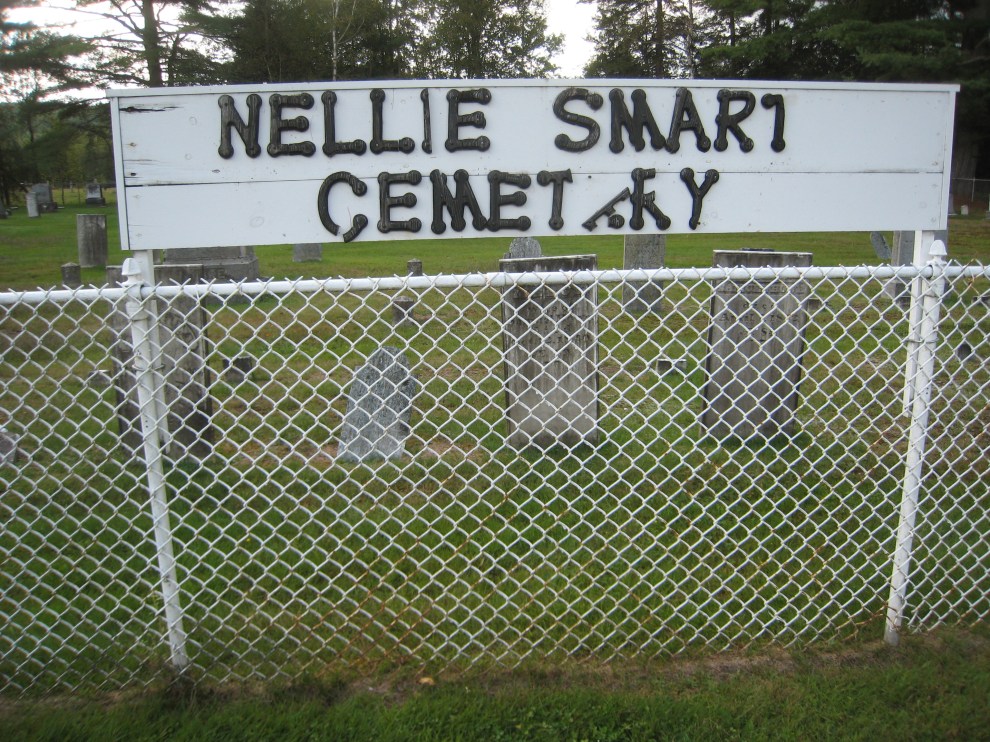 Nellie Smart sign